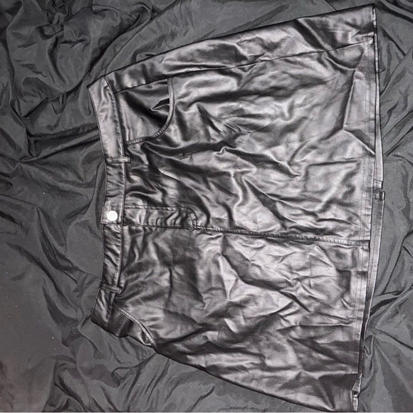 Madden Nyc Dresses & Skirts - Black Mini Skirt